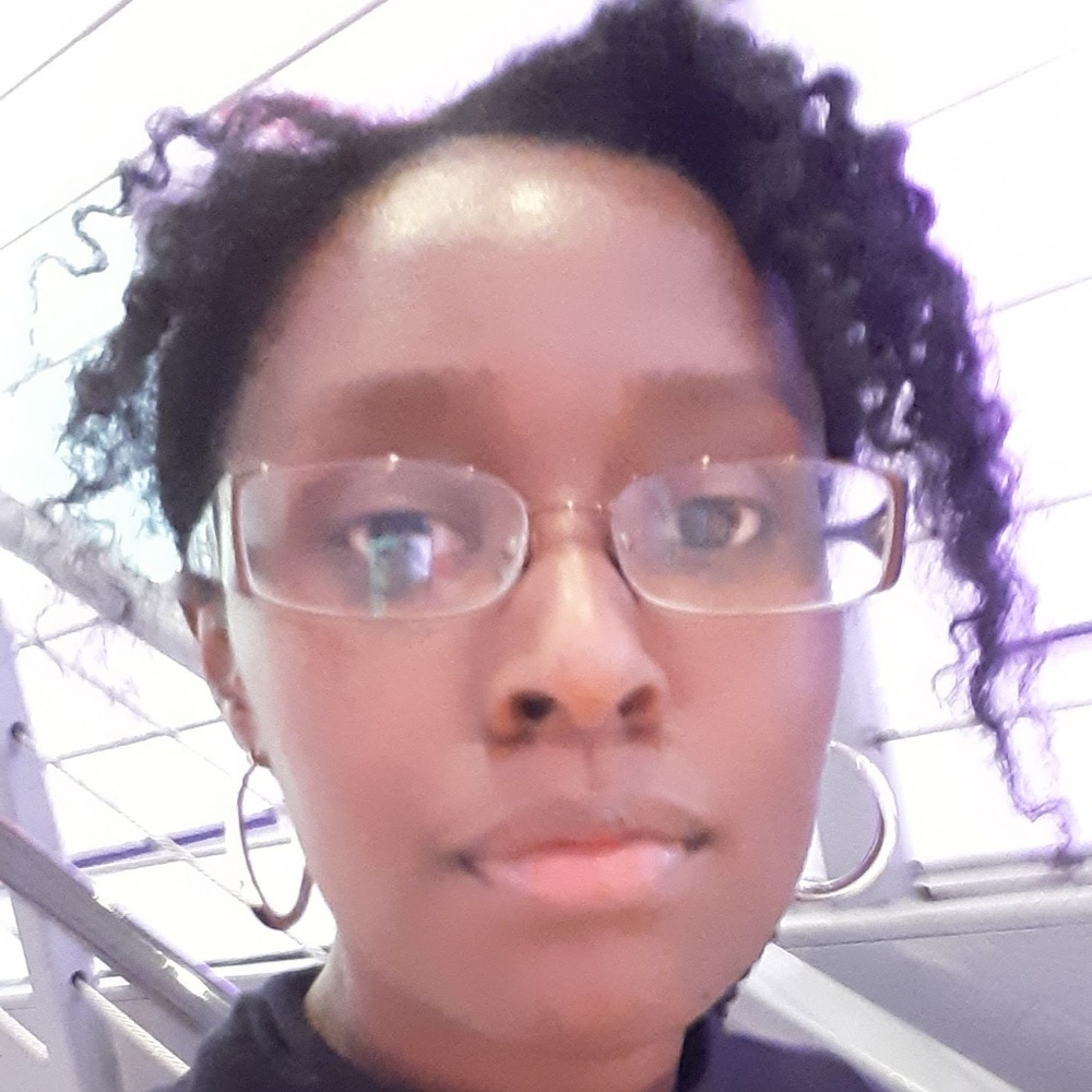 Meet your Posher, Erica